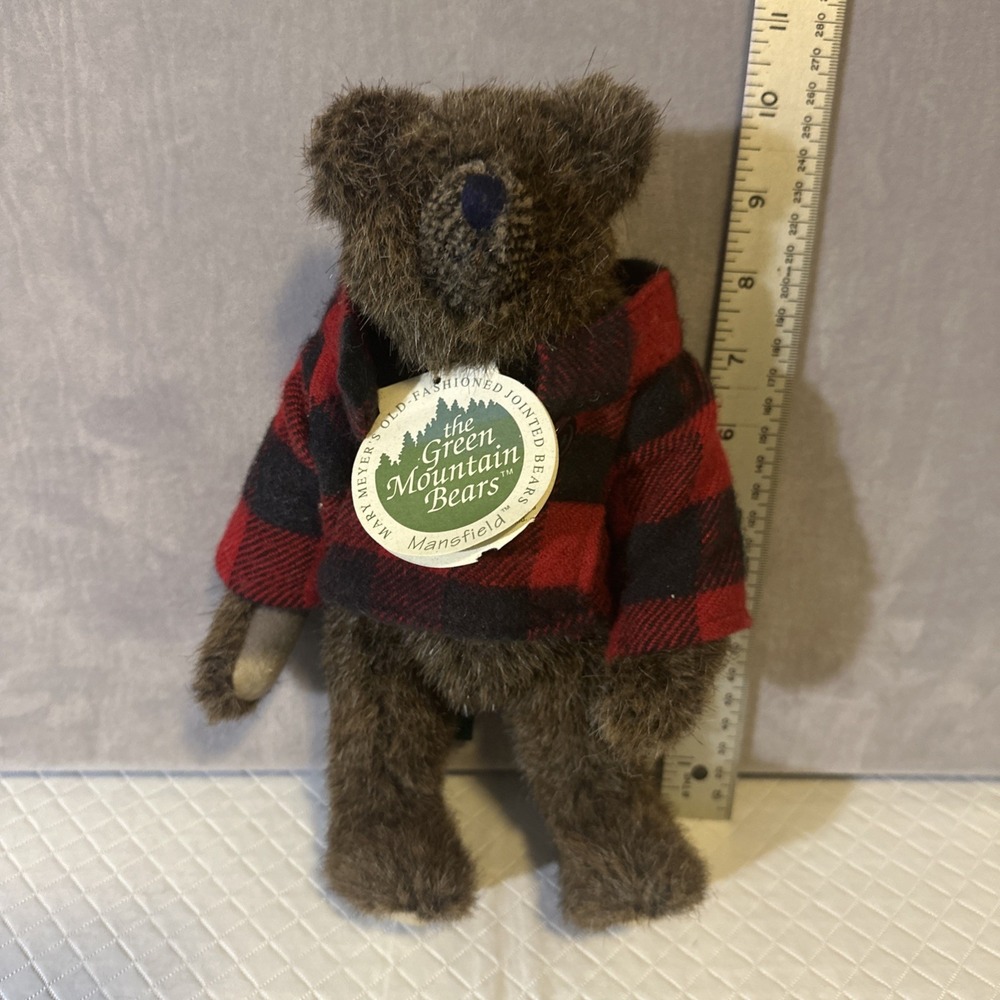 Mary Meyers Bolton Green Mountain Bears 11" plush w/Tag red plaid shirt‎
